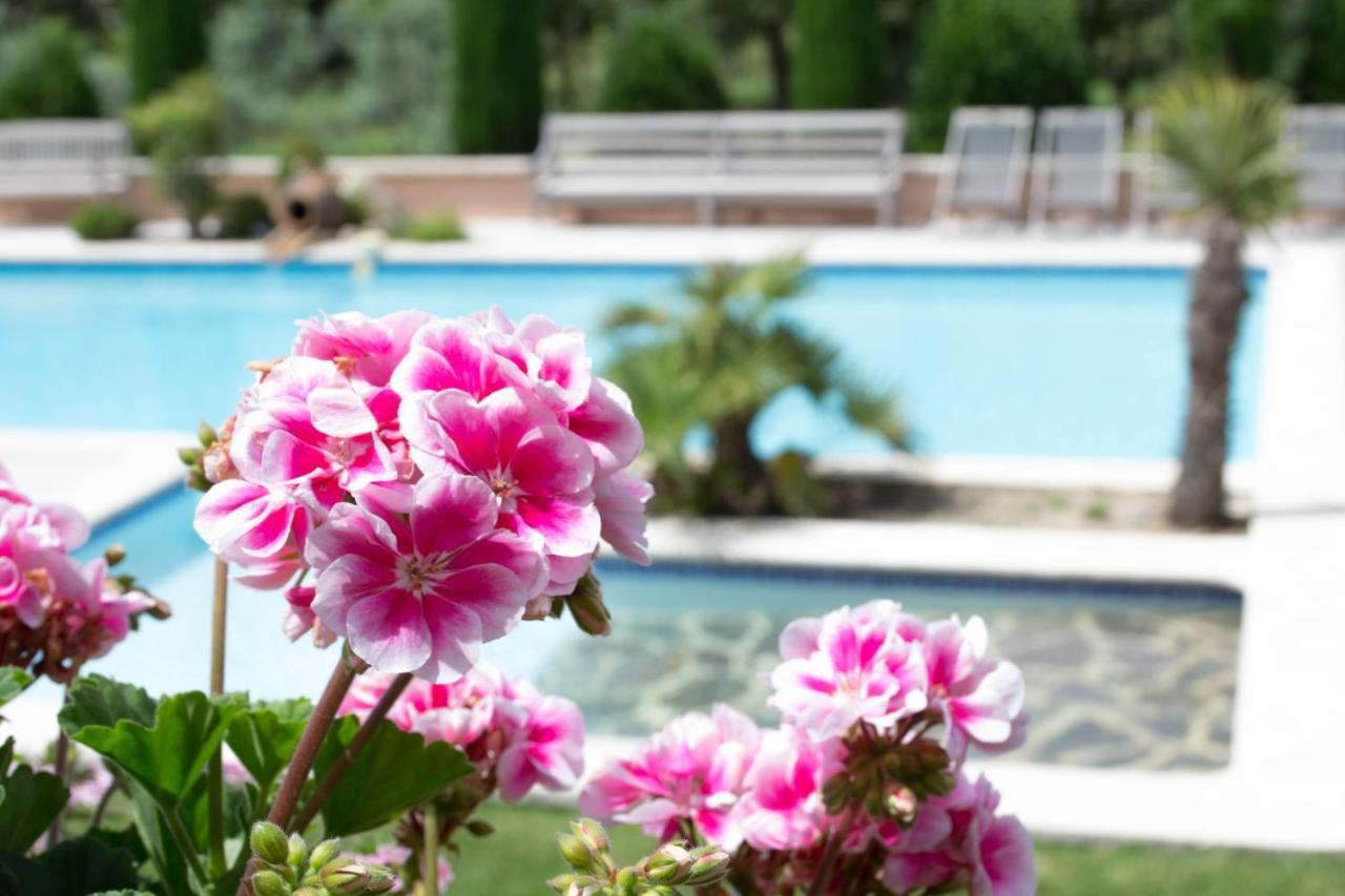 Bed and Breakfast Le Bouquet De L Aromate Жука Экстерьер фото